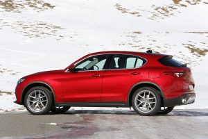 Alfa-Romeo-Stelvio-92