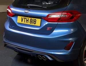 FORD_2017_Fiesta_ST_09