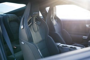 2017-ford-mustang-8