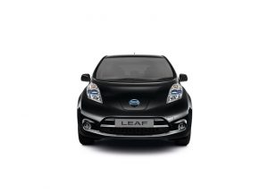 2017-nissan-leaf-black-edition-7