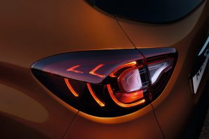 2018-renault-captur-15