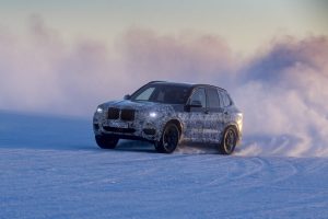 P90249817_highRes_the-new-bmw-x3-under