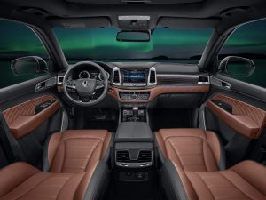 Rexton_Main Dash(Low)