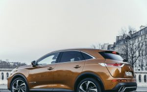ds7-crossback-makes-debut-21