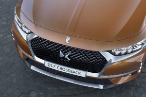 ds7-crossback-makes-debut-22