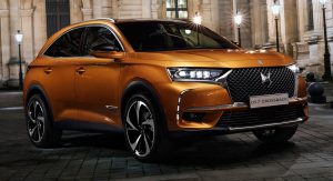 ds7-crossback-makes-debut-31