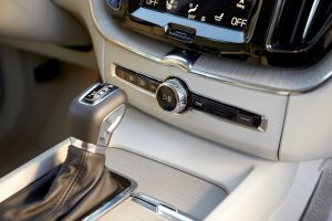 volvo-xc60-all-new-geneva-72