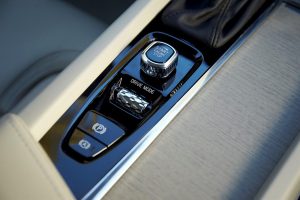 volvo-xc60-all-new-geneva-75