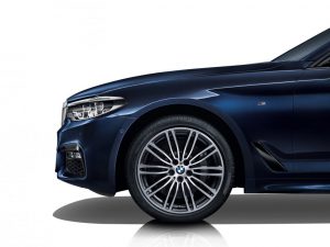 BMW-5-Series-LWB-11
