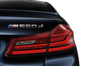 BMW-M550d-1