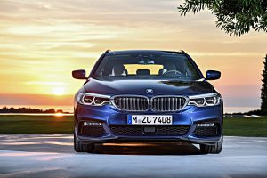 P90245022_highRes_the-new-bmw-5-series