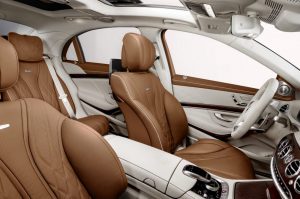 mercedes-unveils-sclass-facelift-36