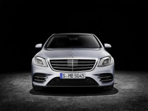 mercedes-unveils-sclass-facelift-48