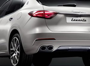 2017-Maserati-Levante-8