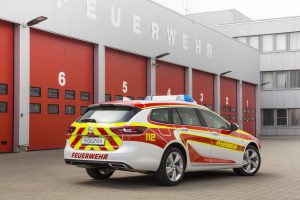 2017-opel-insignia-sports-tourer-fire-department-rettmobil-2