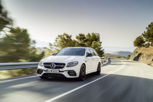2018-mercedes-amg-e63-estate-3