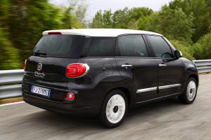 Fiat_New-500L_11