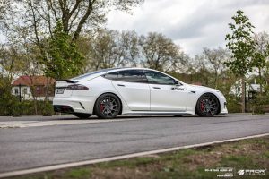 Prior-Design-Tesla-Model-S-3
