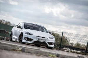 Prior-Design-Tesla-Model-S-4
