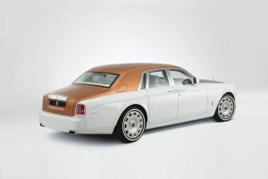 rolls-royce-Phantom-inspired-by-Sheikh-Zayed-Grand-Mosque-13