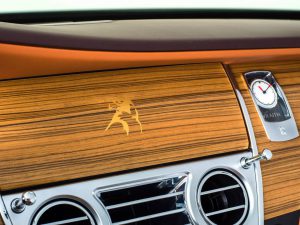 rolls-royce-Wraith-inspired-by-Falconry-03