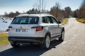 skoda-karoq-2017-401