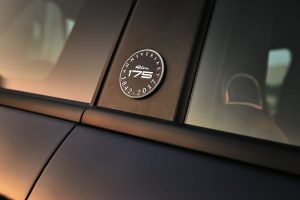 2017-abarth-695-rivale-16