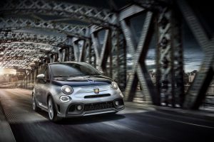 2017-abarth-695-rivale-7
