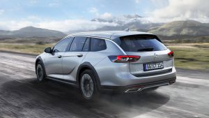2017-opel-insignia-country-tourer-2