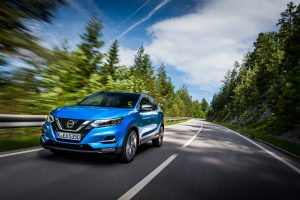 2018-NissanQashqai-10