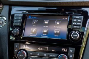 2018-NissanQashqai-28