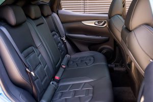 2018-NissanQashqai-31