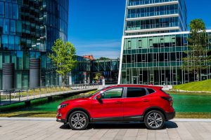 2018-NissanQashqai-56