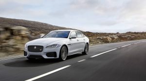 2018-jaguar-xf-sportbrake-1