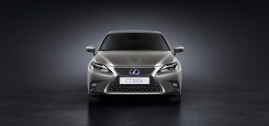 2018-lEXUS-ct-1