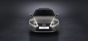 2018-lEXUS-ct-2