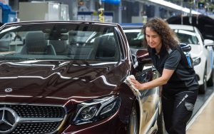 2018-mercedes-benz-e-class-cabriolet-bremen-production-3