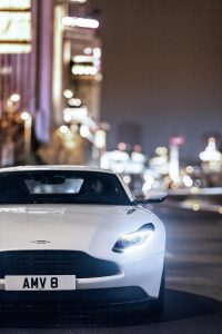 Aston-Martin-DB11-3