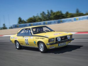 Opel-Commodore-B-GS-E-302578