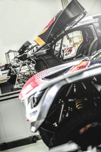 peugeot-3008dkr-maxi-p-20170626-00275_hires jpeg 24bit rgb