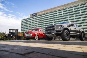 100-Years-Fordpickuptrucks-_02
