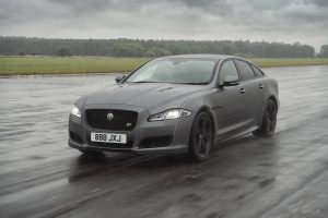 2018-jaguar-xjr575-3
