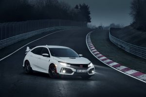 2017 HONDA CIVIC TYPE R SETS NEW FRONT-WHEEL DRIVE LAP RECORD AT NURBURGRING