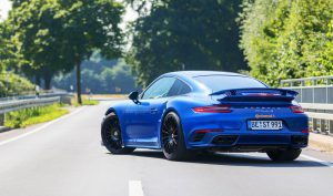 edo-991-turbo-blue-arrow-csm_img_0250_233c379c7b