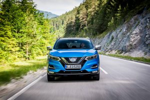 2018-NissanQashqai-08