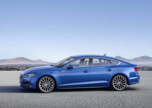 Static photo, Color: Scuba Blue