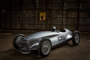 INFINITI-PROTOTYPE-9-1
