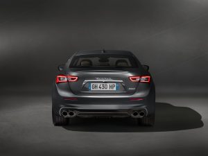 Maserati-Ghibli-GranLusso-4