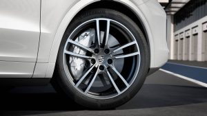 2018-porsche-cayenne-turbo-5