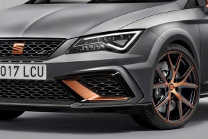 34_front_cupra_r_studio_0